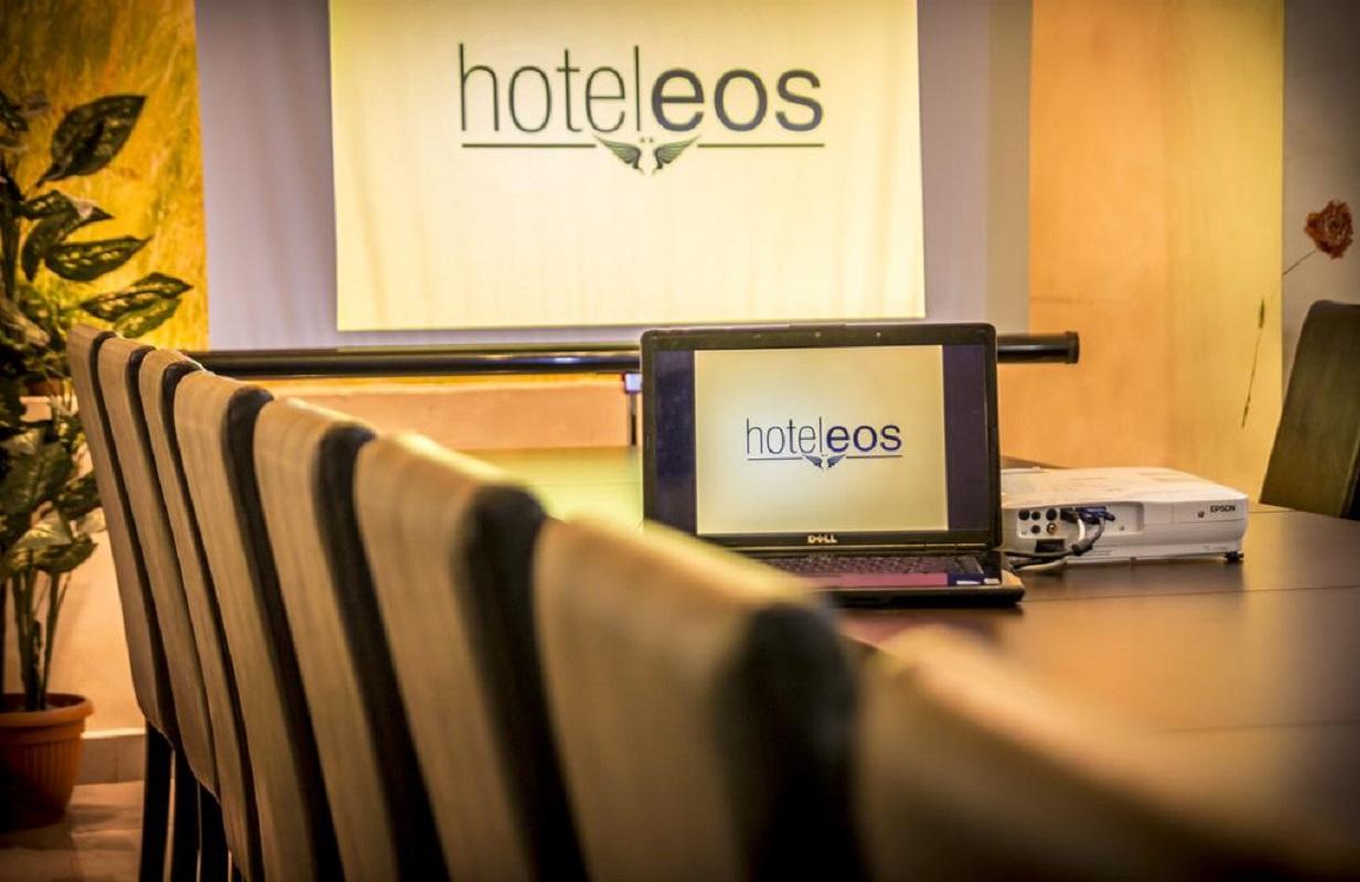 Hotel Eos Бухарест Экстерьер фото