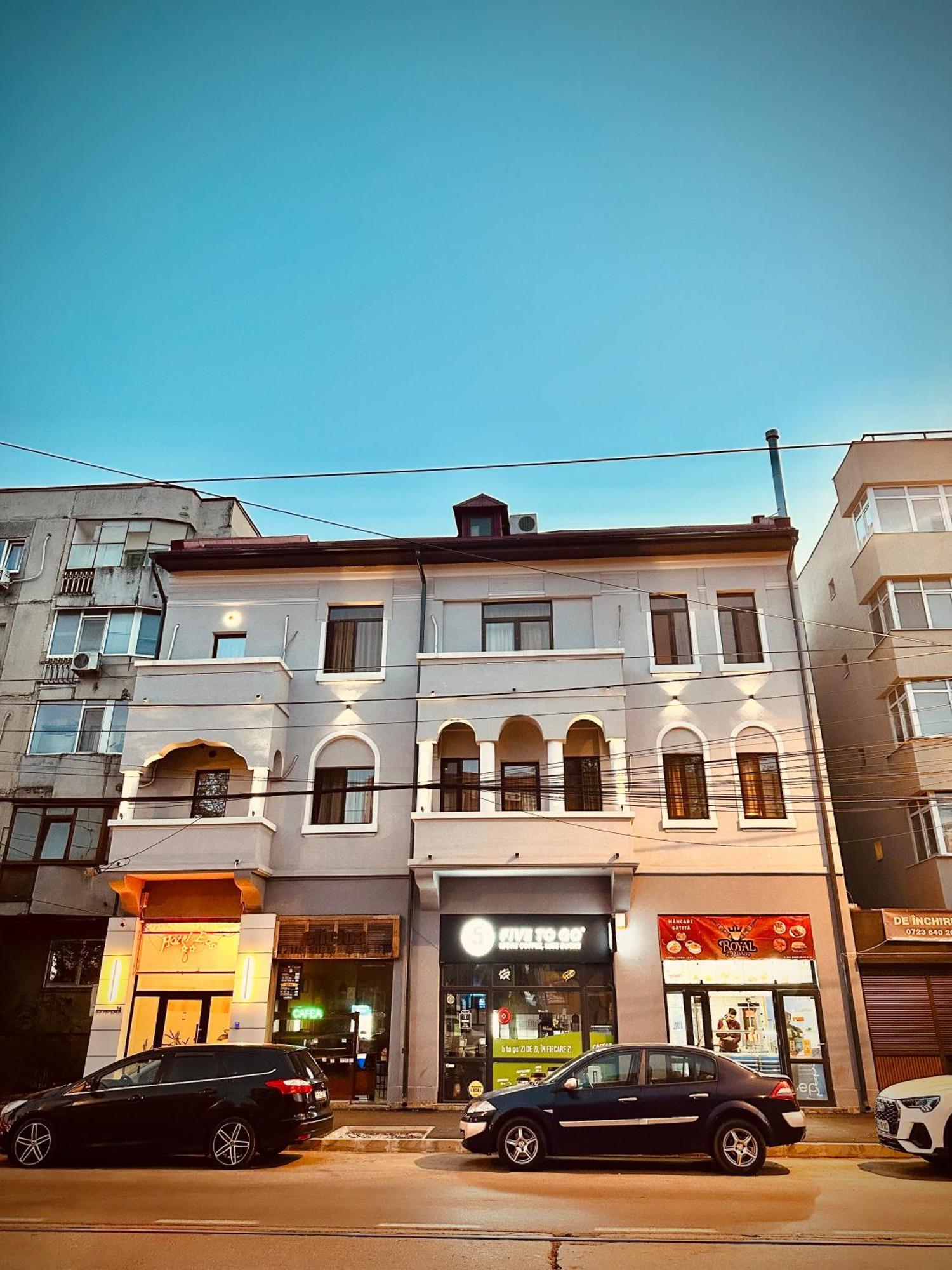 Hotel Eos Бухарест Экстерьер фото