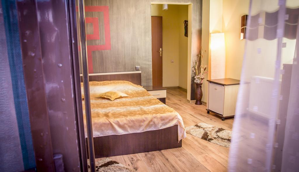 Hotel Eos Бухарест Номер фото
