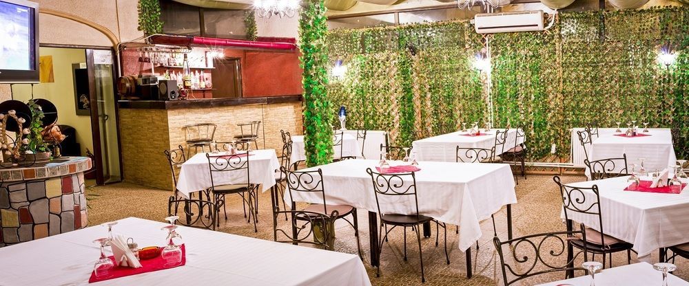 Hotel Eos Бухарест Экстерьер фото
